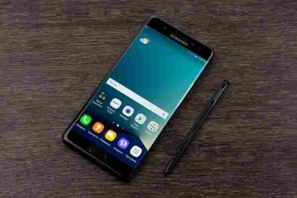 157 de tone de metale rare din Samsung Galaxy Note 7